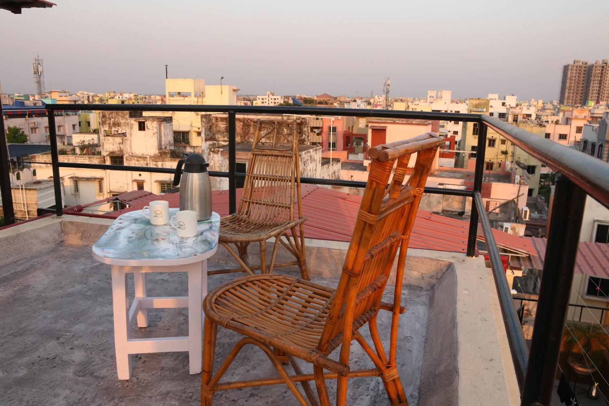 The Elite Apartment Hotel Calcutta Buitenkant foto